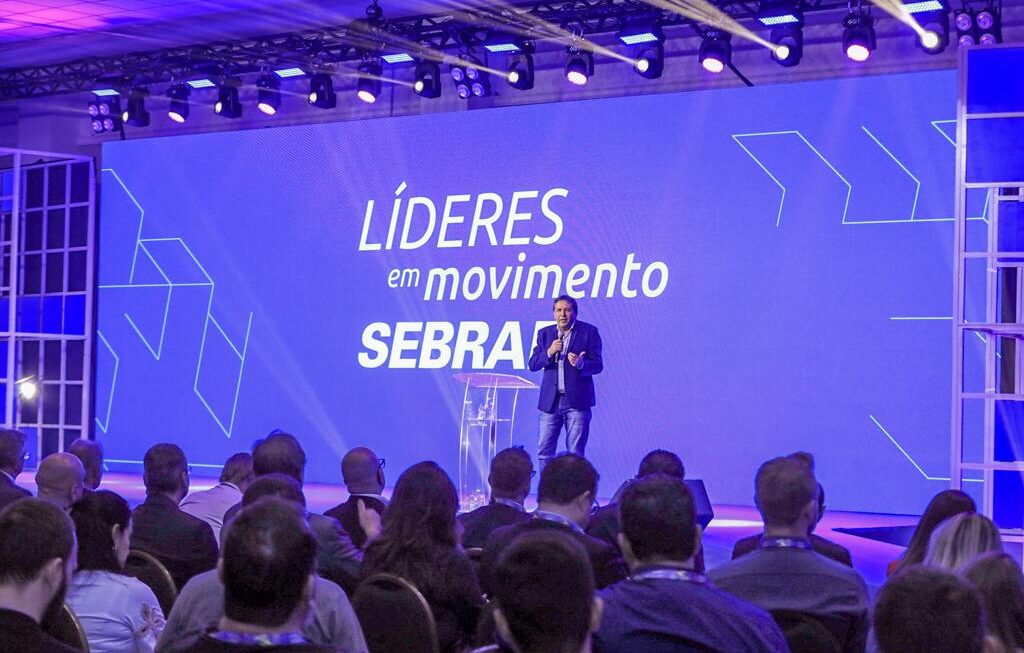 Curadoria de grandes eventos, conectando mais de 33 mil líderes com pensadores nacionais e internacionais.
